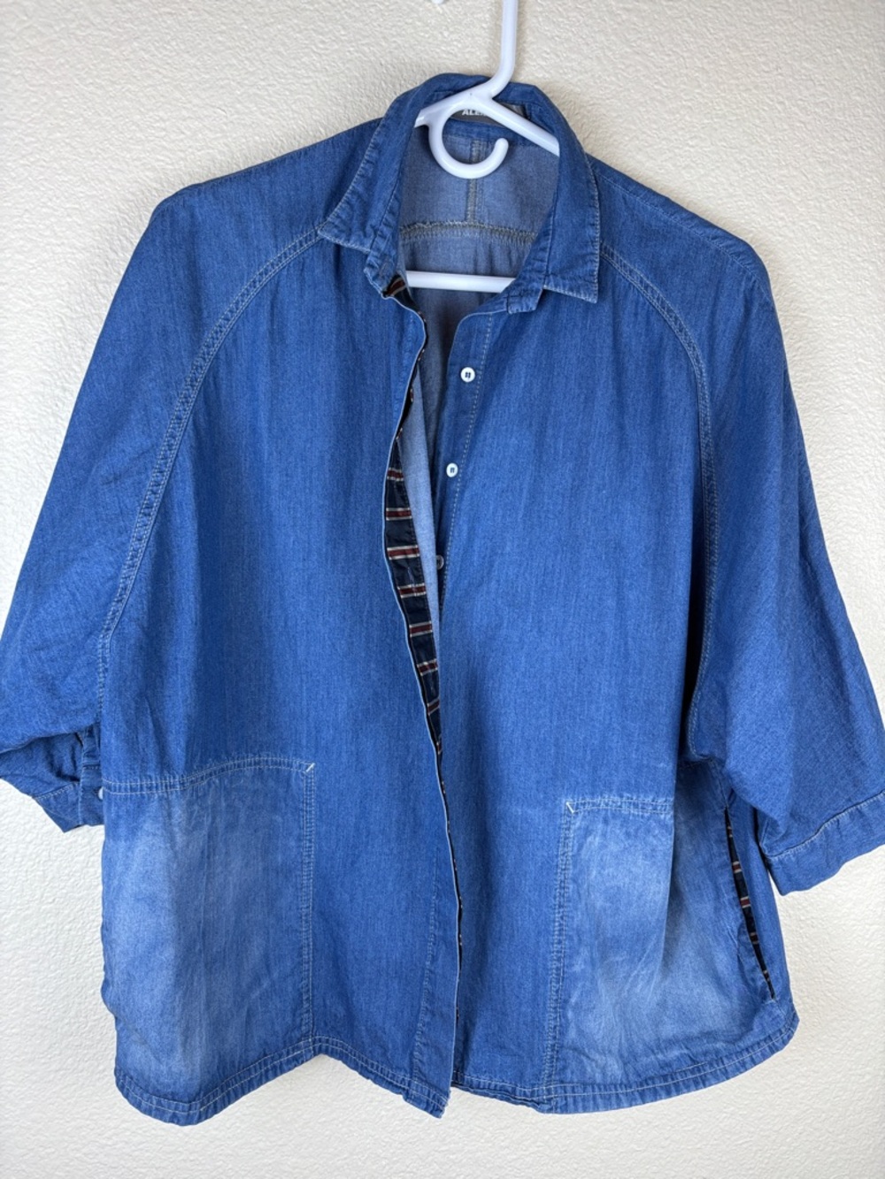 Alembika Boxy Blue Chambray Shirt Jacket Dolman Front Button Artsy Pockets Med